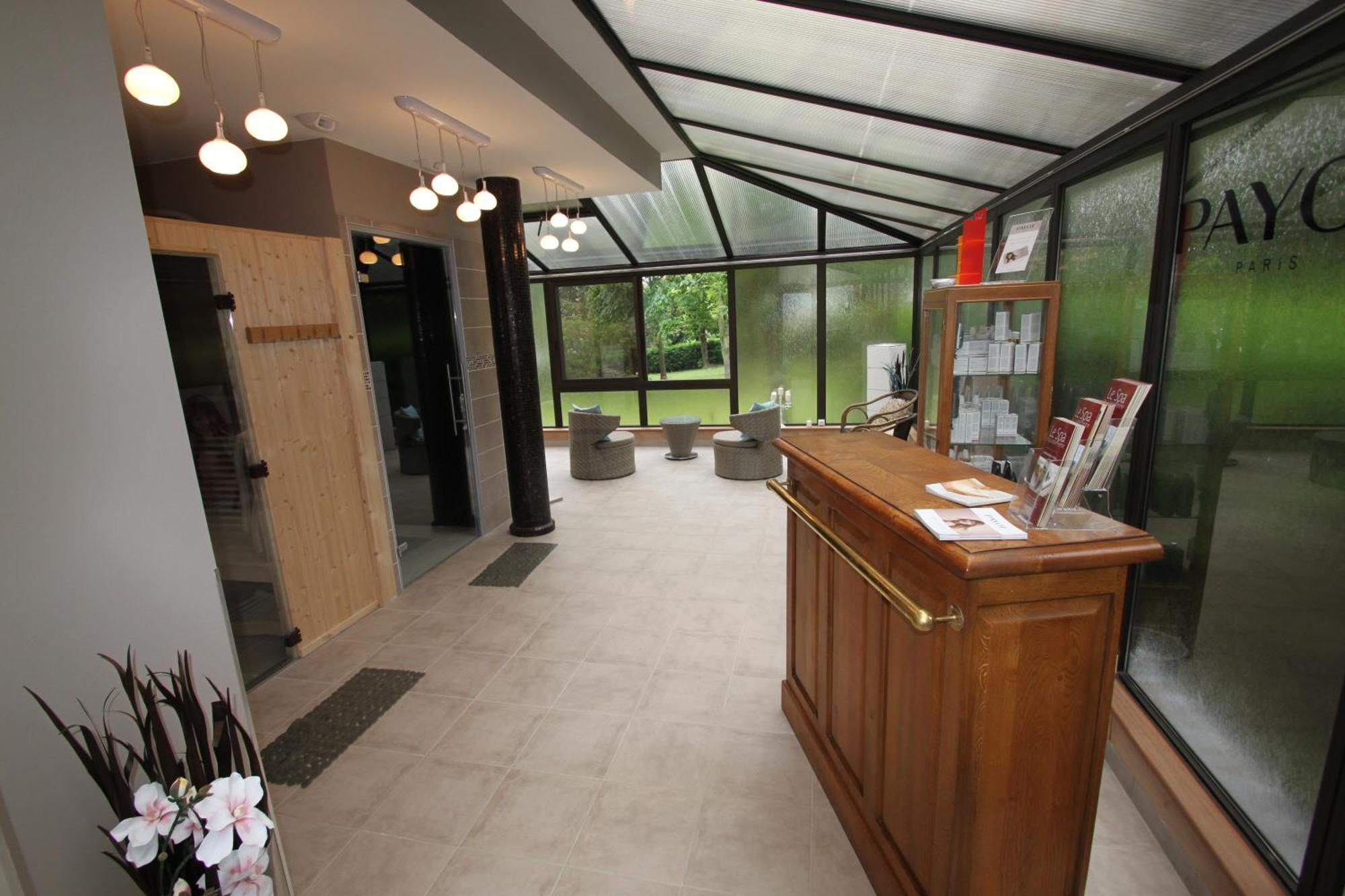 סריל-סור-מר Hostellerie Et Spa De La Vieille Ferme מראה חיצוני תמונה