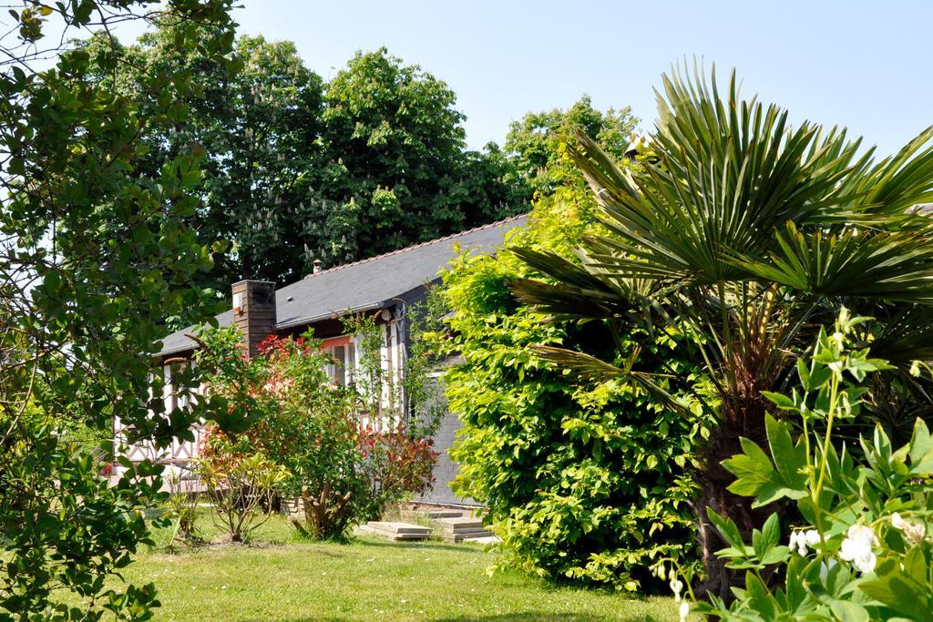 סריל-סור-מר Hostellerie Et Spa De La Vieille Ferme מראה חיצוני תמונה